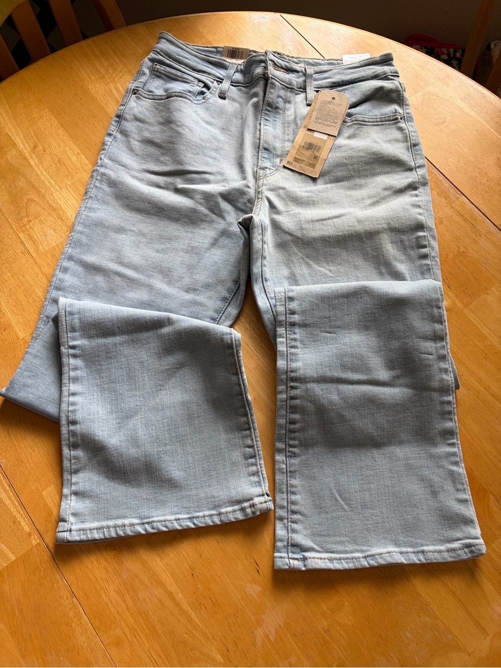 Levi's Women's Boot Cut Jeans - Light Wash Denim 30 waist